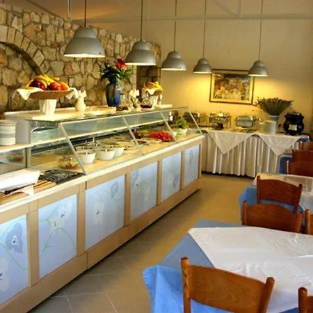 Daphne Club 3* Chalkidiki