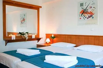 Daphne Club Hotel 3*