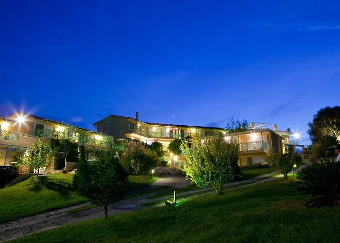 Daphne Club Hotel