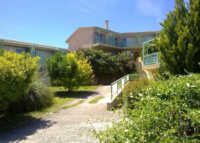 Hotel Daphne Club 3*