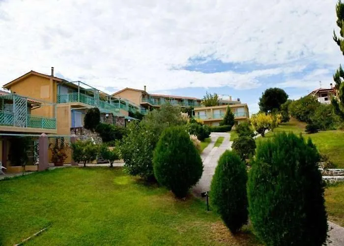 Hotel Daphne Club 3*