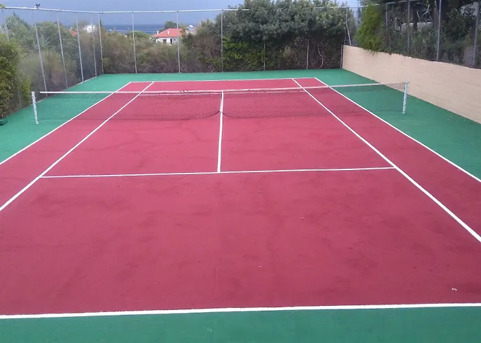 Daphne Club Hotel 3*