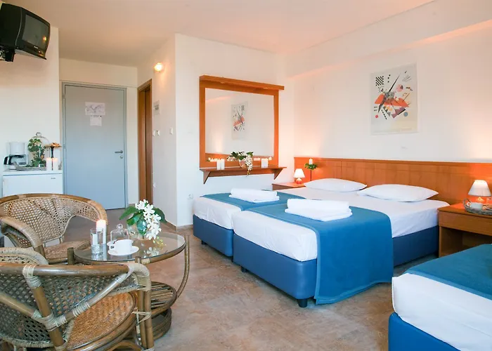 Daphne Club Hotel 3*